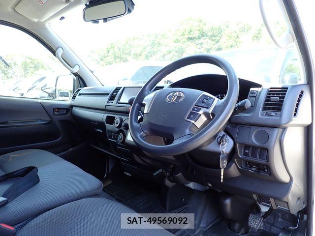 Toyota HIACE VAN 2021-01 7226199-17