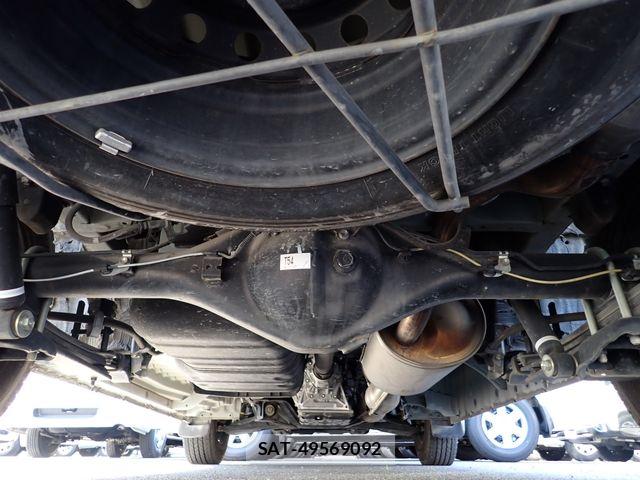 Toyota HIACE VAN 2021-01 7226199-28