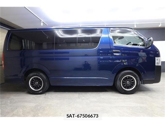 Toyota HIACE VAN 2016-08 7252609-10