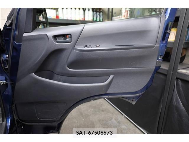 Toyota HIACE VAN 2016-08 7252609-15