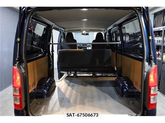 Toyota HIACE VAN 2016-08 7252609-29