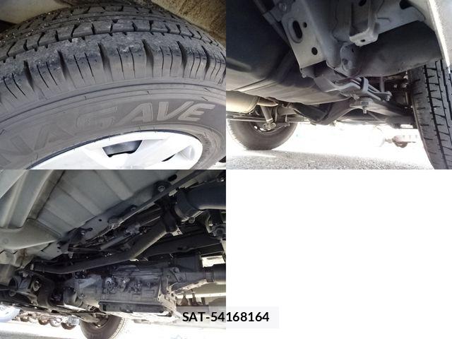 Toyota HIACE VAN 2019-12 7330698-8