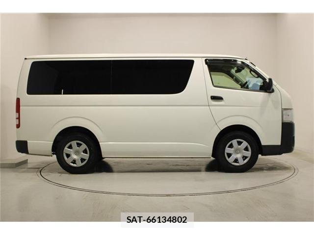 Toyota HIACE VAN 2018-02 7620843-11
