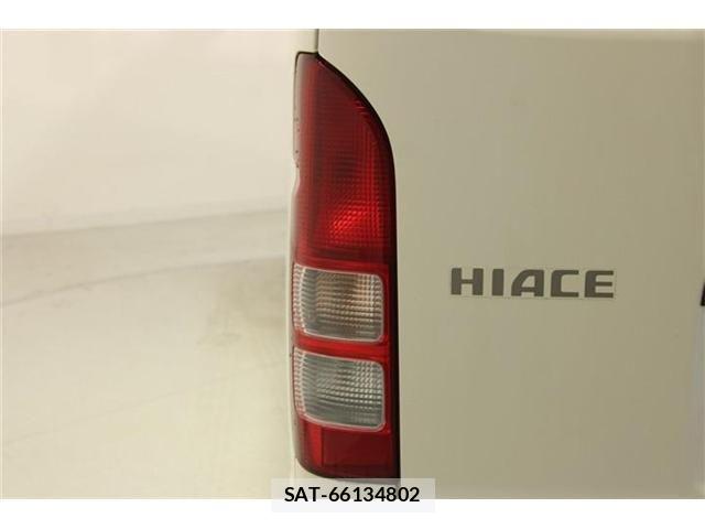 Toyota HIACE VAN 2018-02 7620843-17