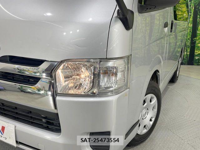 Toyota HIACE VAN 2016-09 7880082-11