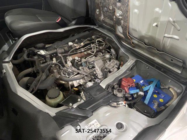 Toyota HIACE VAN 2016-09 7880082-17