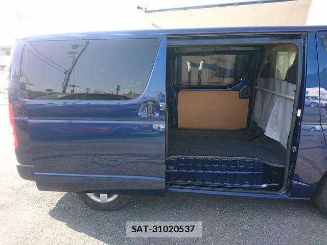Toyota HIACE VAN 2021-05 7981363-12