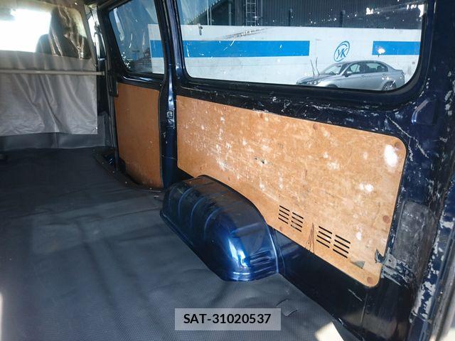 Toyota HIACE VAN 2021-05 7981363-18