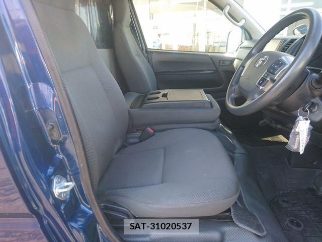 Toyota HIACE VAN 2021-05 7981363-1
