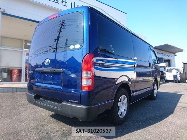 Toyota HIACE VAN 2021-05 7981363-3
