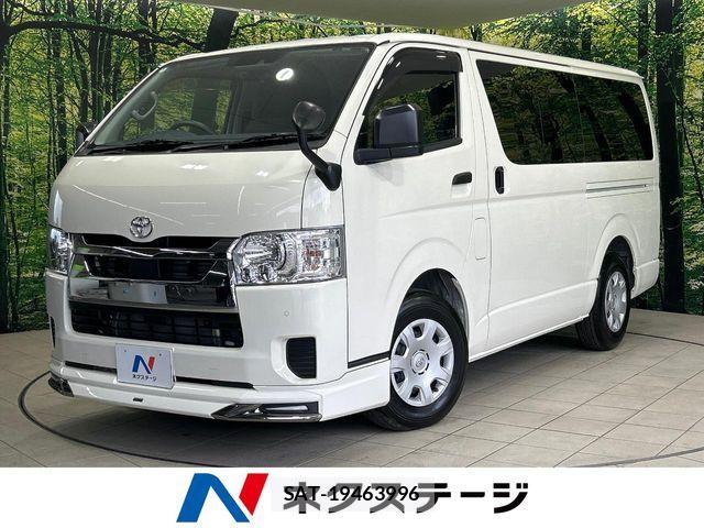 Toyota HIACE VAN 2025-04 8102318-0