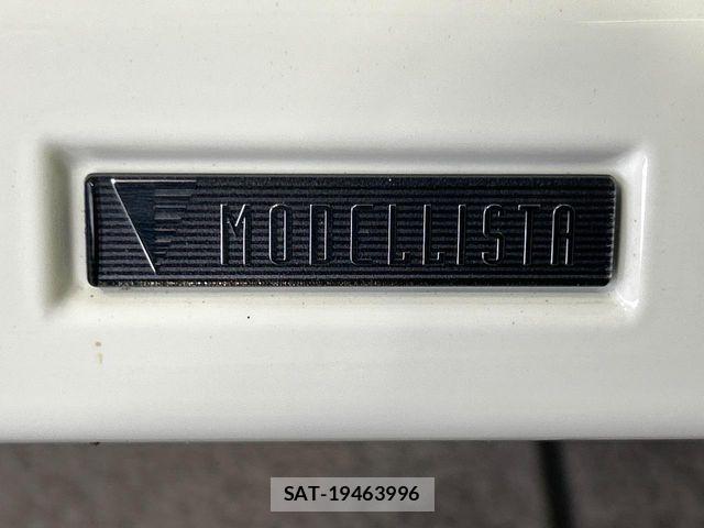 Toyota HIACE VAN 2025-04 8102318-2
