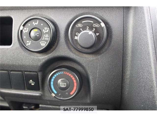 Toyota HIACE VAN 2020-03 8246961-23