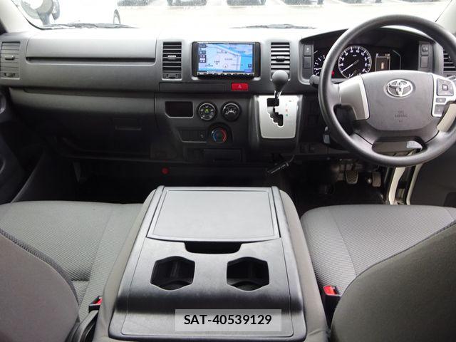 Toyota HIACE VAN 2021-06 8338233-1