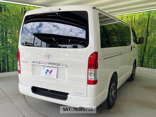 Toyota HIACE VAN 2025-10 8458644-17
