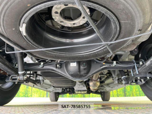 Toyota HIACE VAN 2025-10 8458644-19