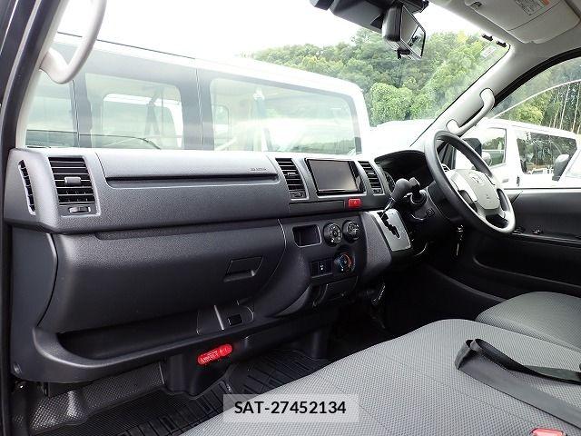 Toyota HIACE VAN 2022-12 8662025-20