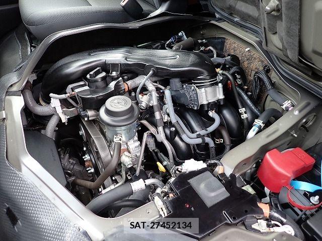 Toyota HIACE VAN 2022-12 8662025-29