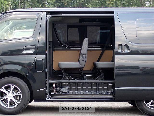 Toyota HIACE VAN 2022-12 8662025-4