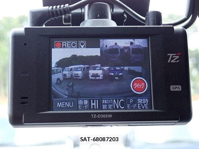 Toyota HIACE VAN 2025-07 8667045-13