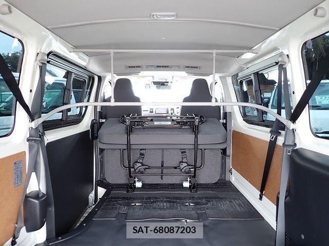 Toyota HIACE VAN 2025-07 8667045-25