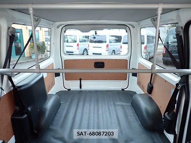Toyota HIACE VAN 2025-07 8667045-26