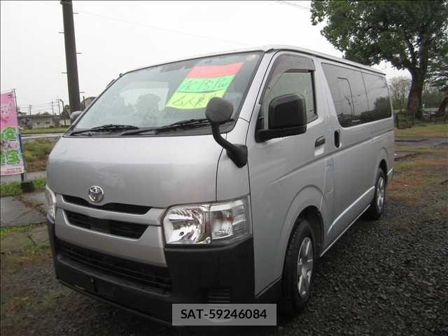 Toyota HIACE VAN 2023-01 8850903-0