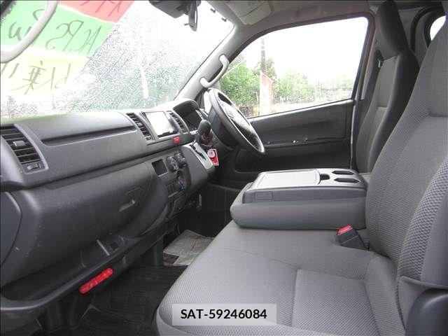 Toyota HIACE VAN 2023-01 8850903-1