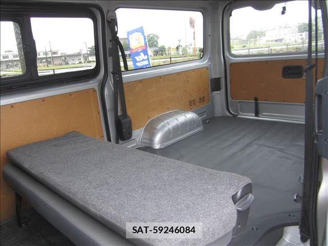 Toyota HIACE VAN 2023-01 8850903-2