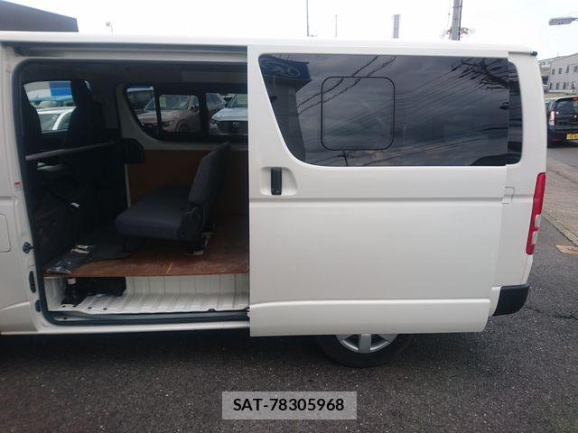 Toyota HIACE VAN 2023-05 6914577-12