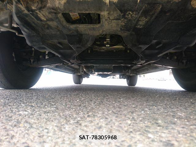 Toyota HIACE VAN 2023-05 6914577-28