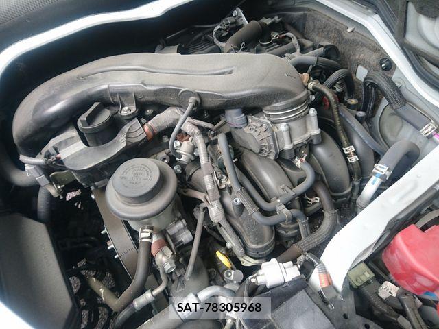 Toyota HIACE VAN 2023-05 6914577-29