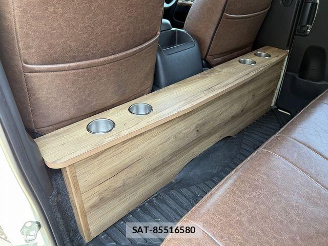 Toyota HIACE VAN 2023-07 4603488-13