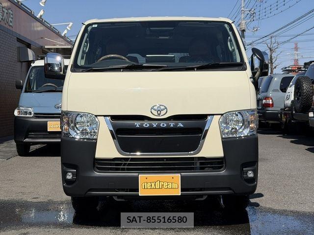 Toyota HIACE VAN 2023-07 4603488-18