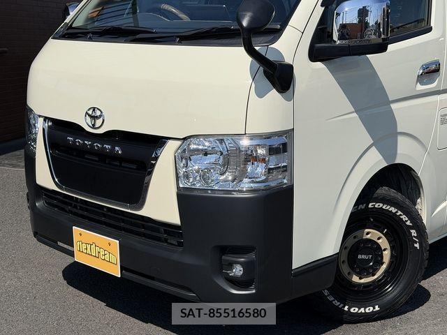 Toyota HIACE VAN 2023-07 4603488-4