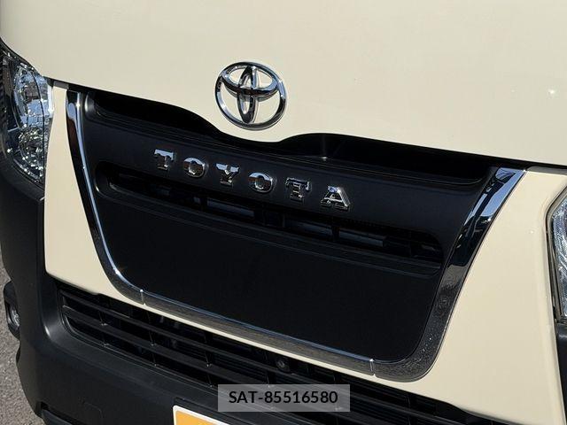 Toyota HIACE VAN 2023-07 4603488-6