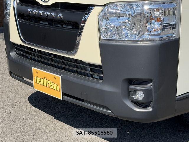Toyota HIACE VAN 2023-07 4603488-8