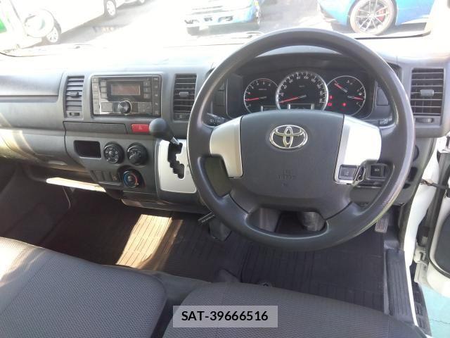 Toyota HIACE VAN 2018-11 4603532-4