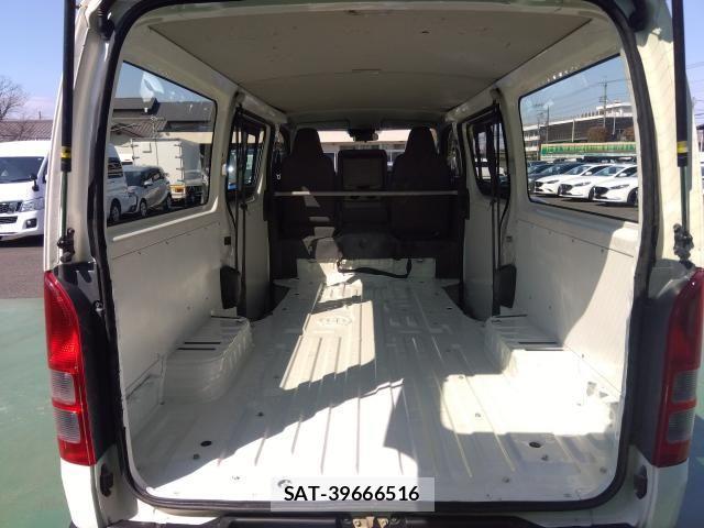 Toyota HIACE VAN 2018-11 4603532-8