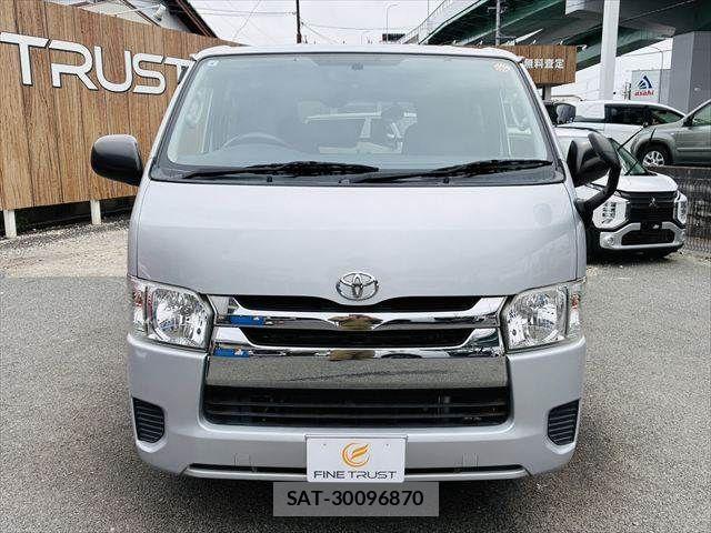 Toyota HIACE VAN 2016-08 4603544-12