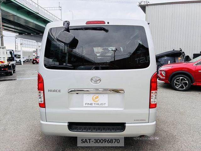 Toyota HIACE VAN 2016-08 4603544-16