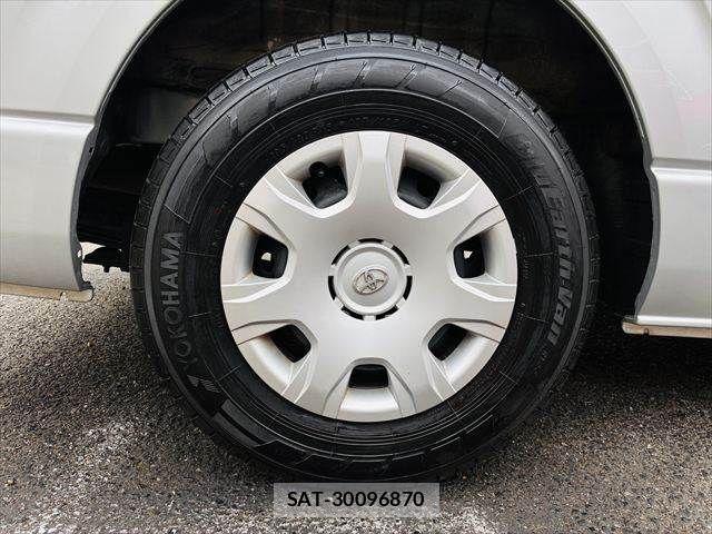 Toyota HIACE VAN 2016-08 4603544-23