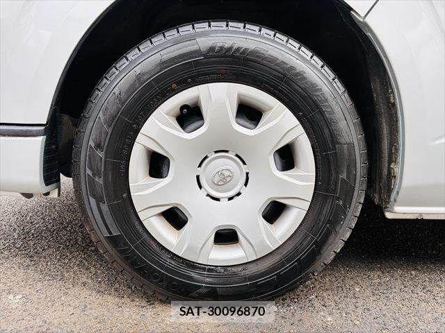Toyota HIACE VAN 2016-08 4603544-25