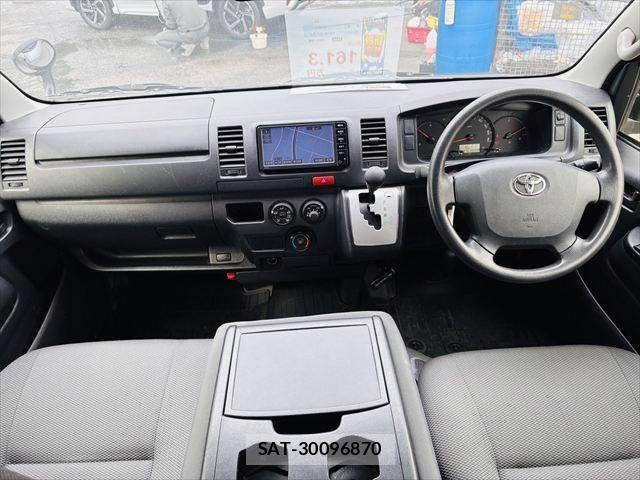 Toyota HIACE VAN 2016-08 4603544-2