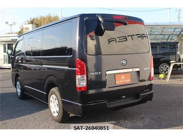 Toyota HIACE VAN 2017-08 4641368-11