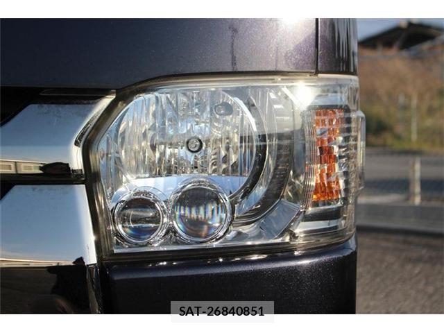 Toyota HIACE VAN 2017-08 4641368-16