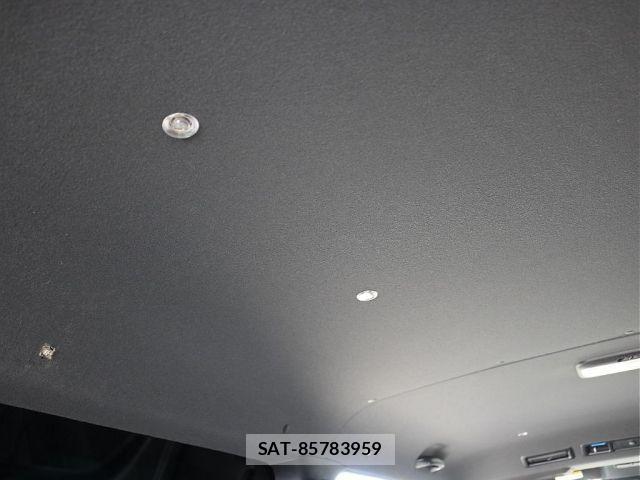 Toyota HIACE VAN 2023-01 4641357-5