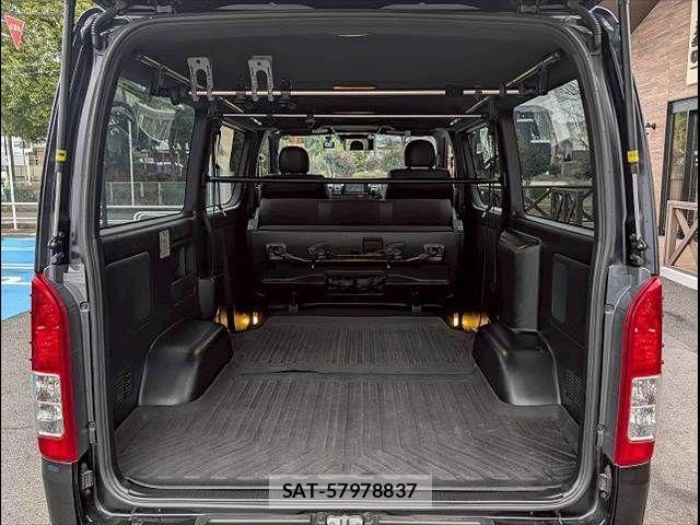 Toyota HIACE VAN 2020-07 4758823-12