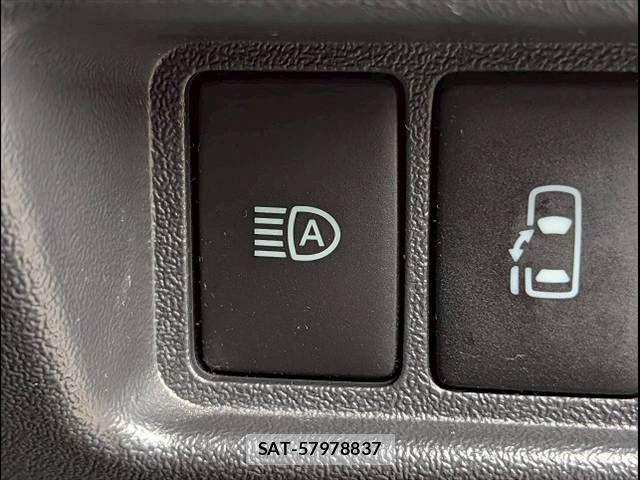 Toyota HIACE VAN 2020-07 4758823-6