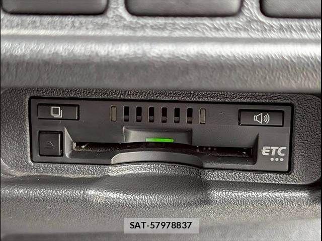 Toyota HIACE VAN 2020-07 4758823-7